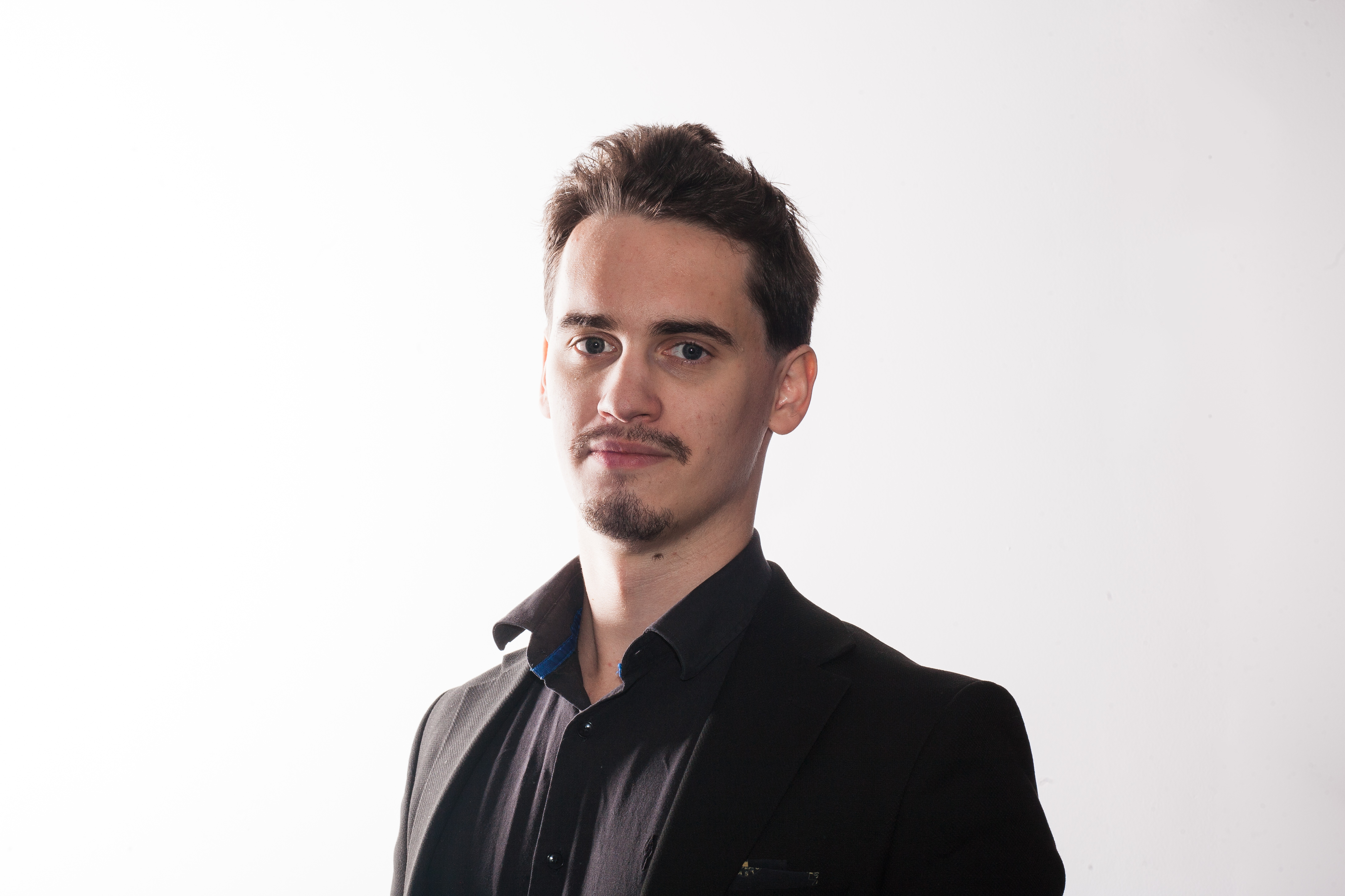 Maciej Motławski, ekspert AI i wdrożeń systemów dla firm